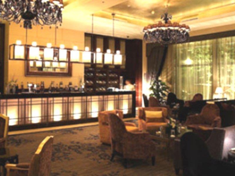 Wyndham Grand Plaza Royale Oriental Shanghai Exterior photo