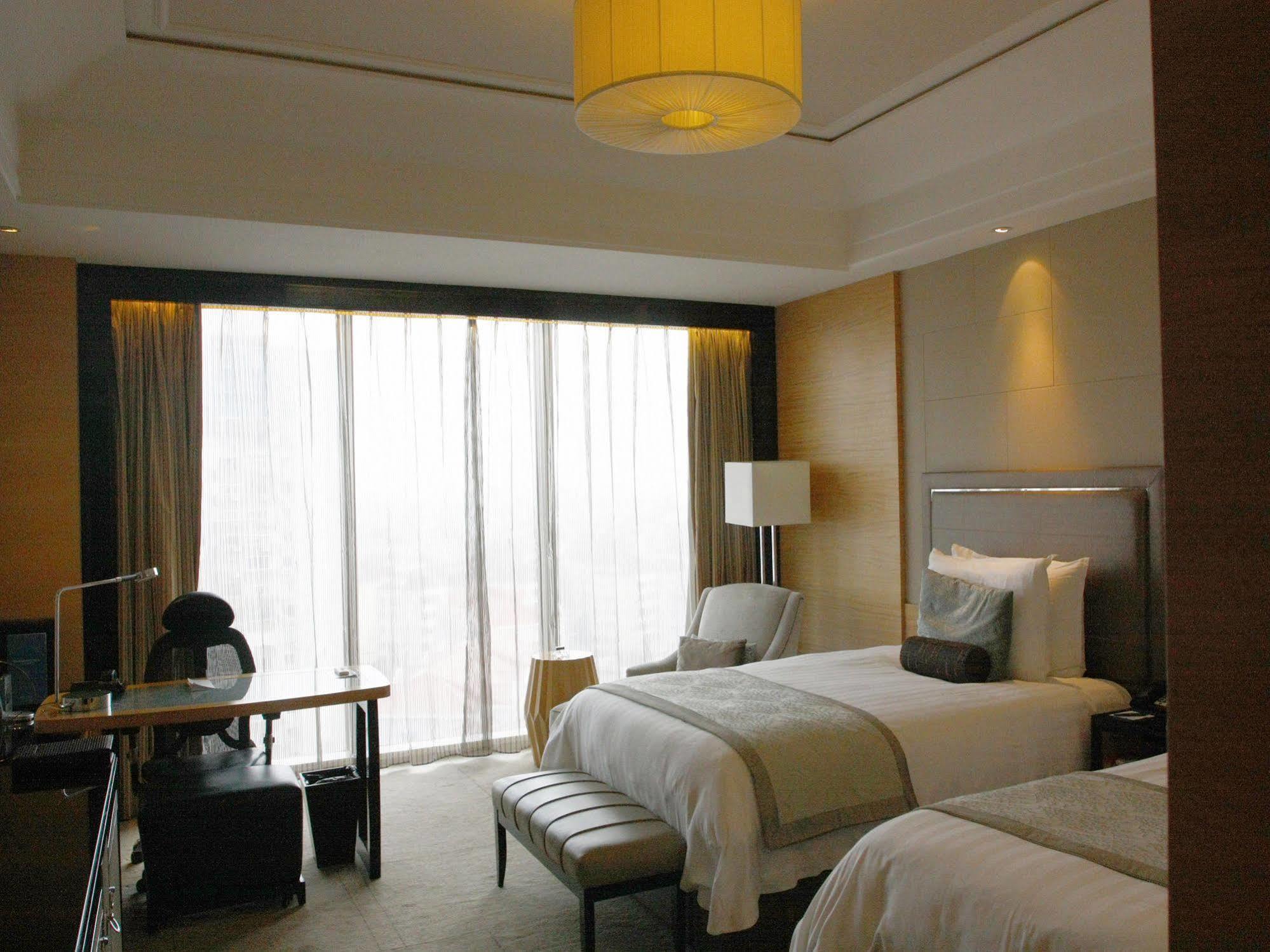 Wyndham Grand Plaza Royale Oriental Shanghai Exterior photo
